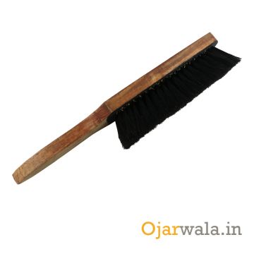 HAIR BRUSH WITH WOODEN HANDLE